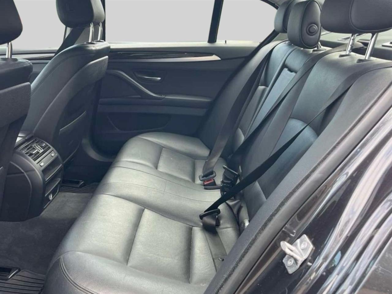 BMW 5 Series 4dr Sdn 535i xDrive AWD 2014