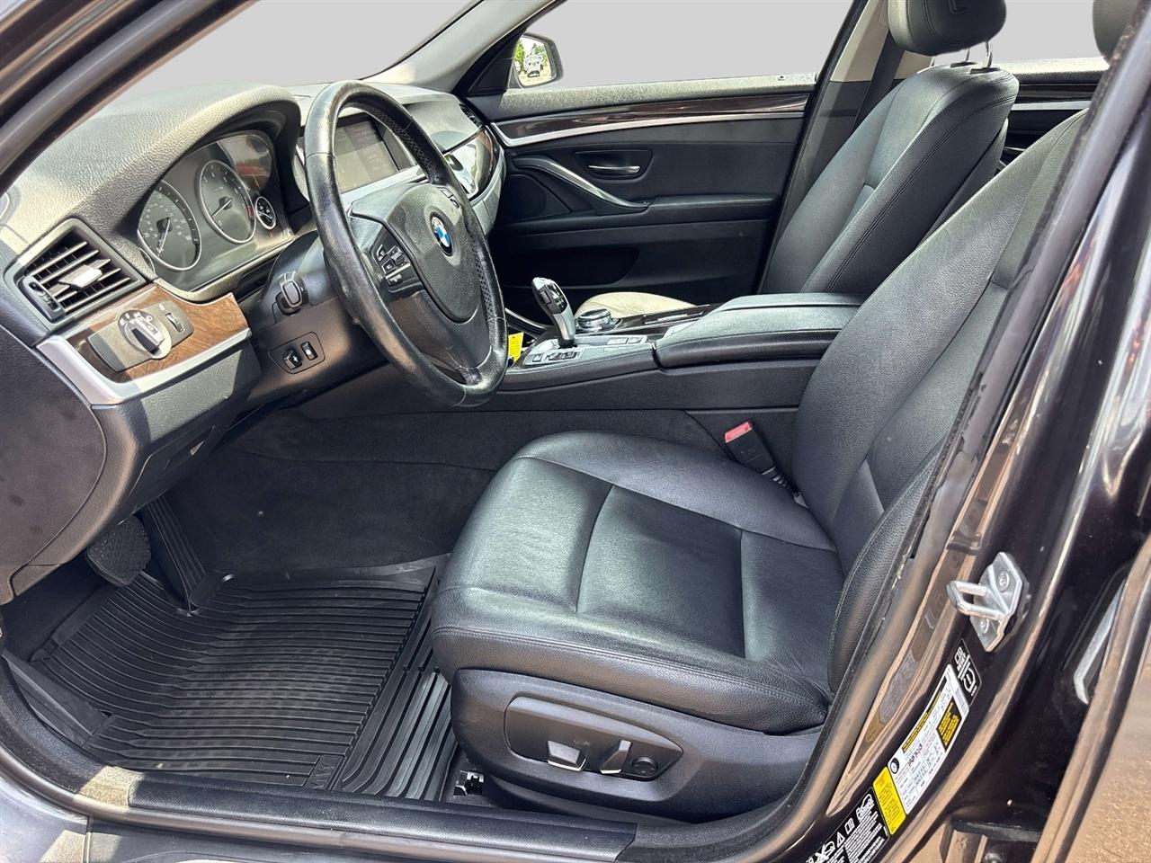 BMW 5 Series 4dr Sdn 535i xDrive AWD 2014