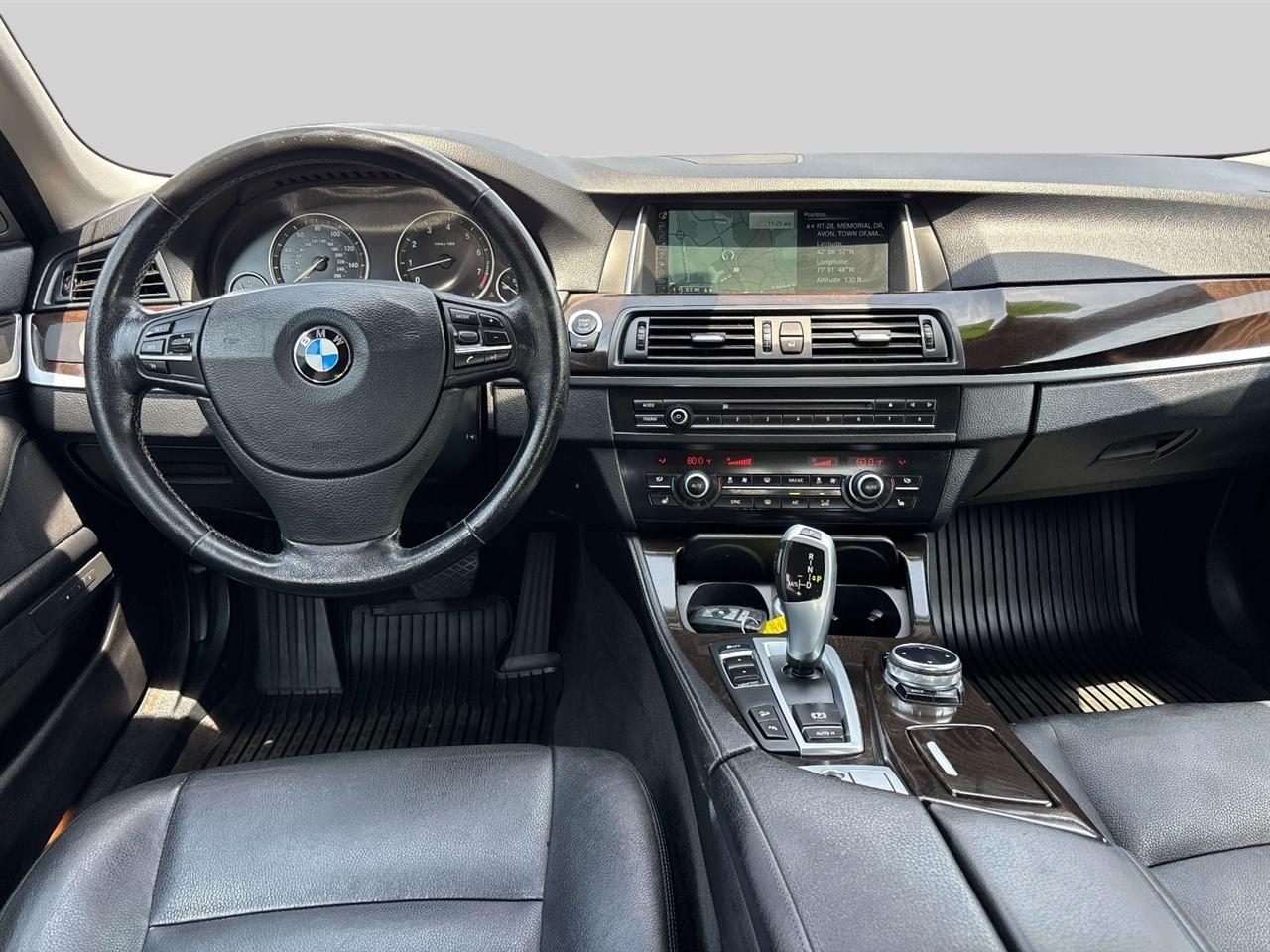 BMW 5 Series 4dr Sdn 535i xDrive AWD 2014