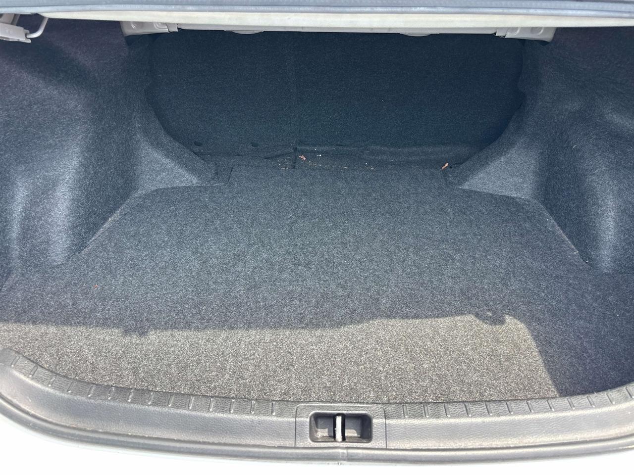 Toyota Corolla XLE CVT (Natl) 2018