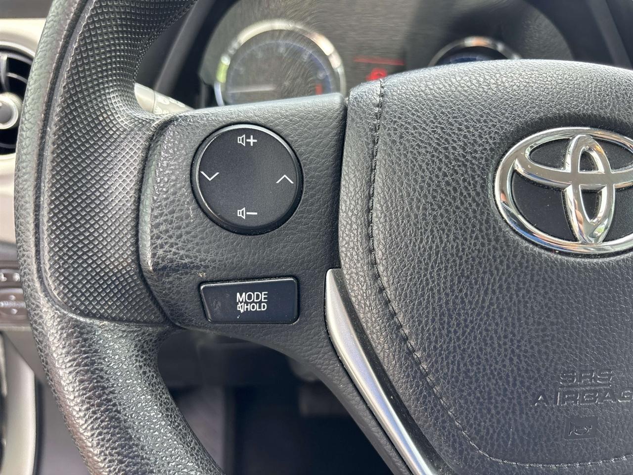 Toyota Corolla XLE CVT (Natl) 2018