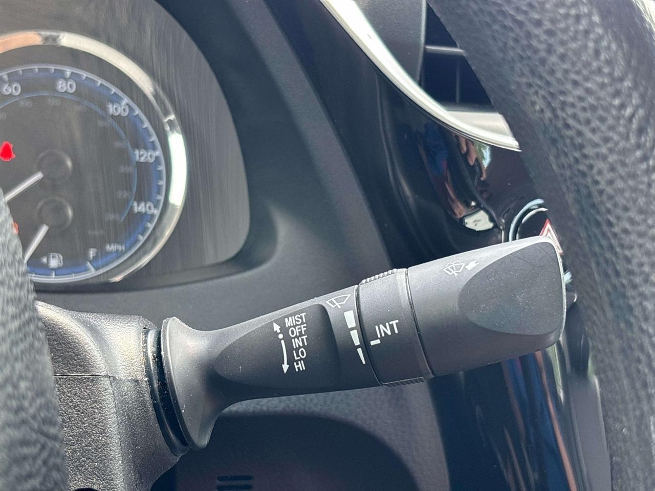 Toyota Corolla XLE CVT (Natl) 2018