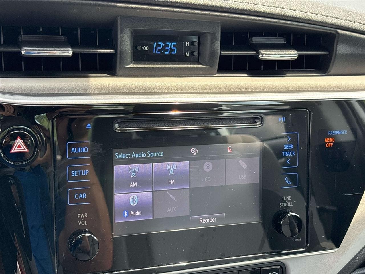 Toyota Corolla XLE CVT (Natl) 2018