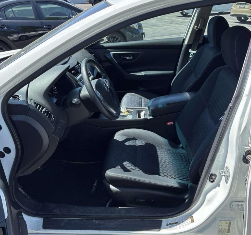Nissan Altima 4dr Sdn I4 2.5 S 2016