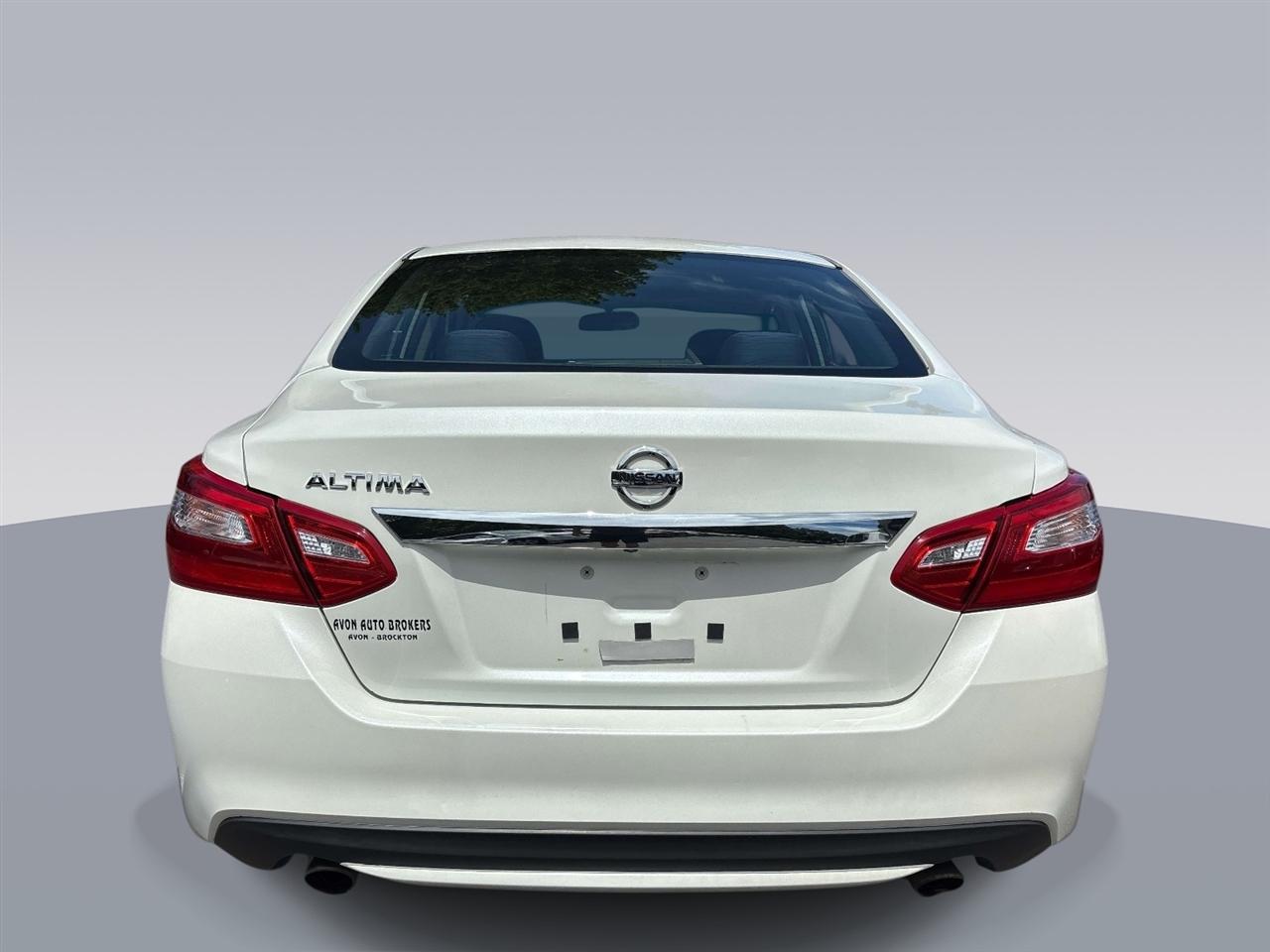 Nissan Altima 4dr Sdn I4 2.5 S 2016