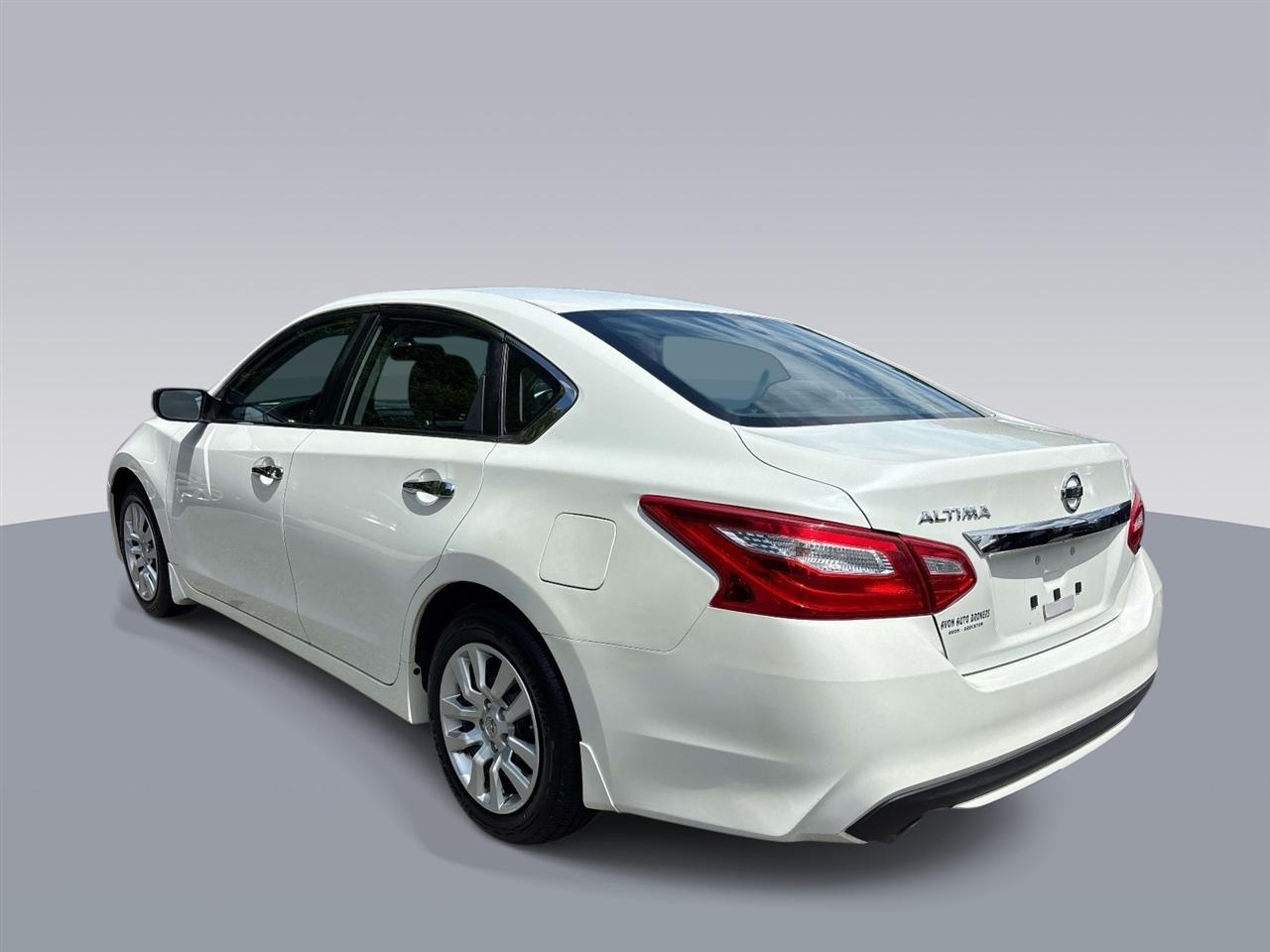 Nissan Altima 4dr Sdn I4 2.5 S 2016