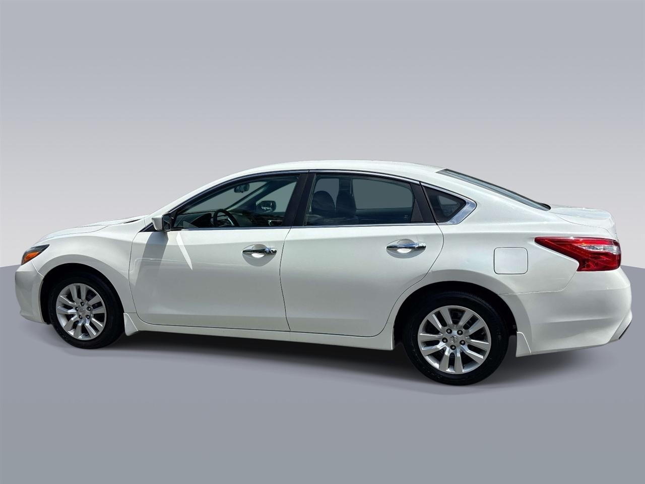 Nissan Altima 4dr Sdn I4 2.5 S 2016