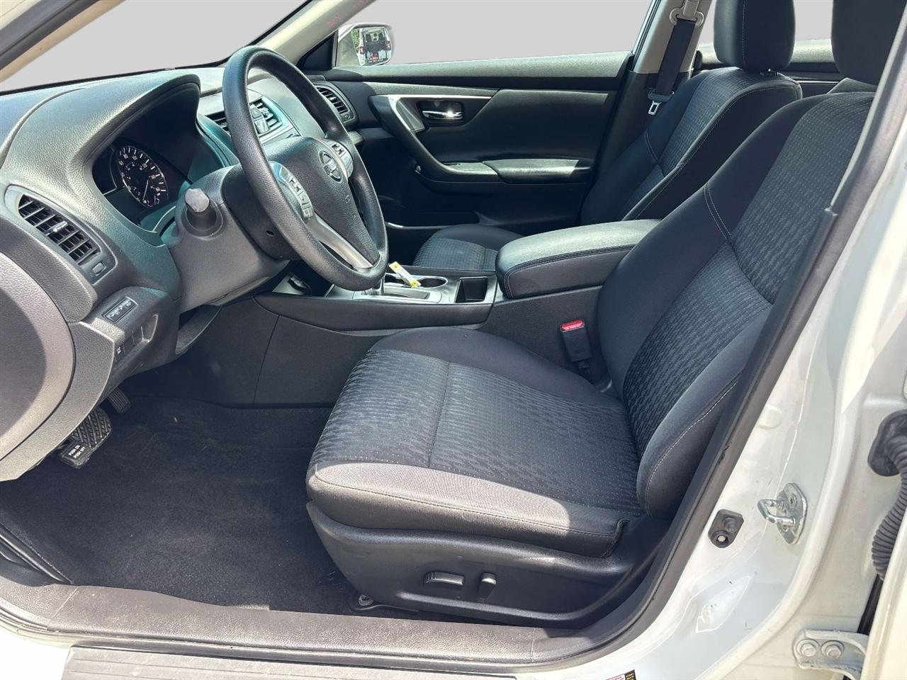 Nissan Altima 4dr Sdn I4 2.5 S 2016