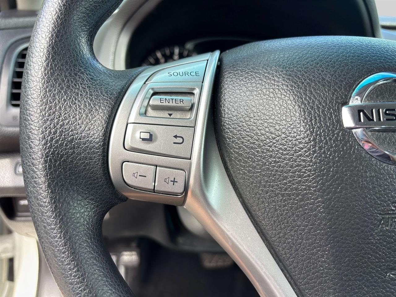 Nissan Altima 4dr Sdn I4 2.5 S 2016