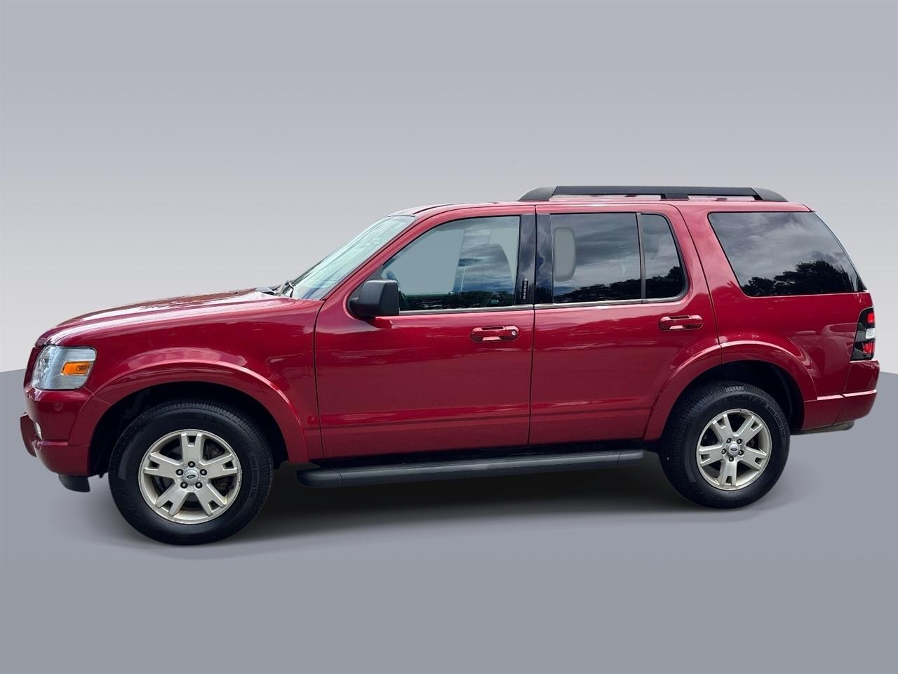 Ford Explorer 4WD 4dr XLT 2010