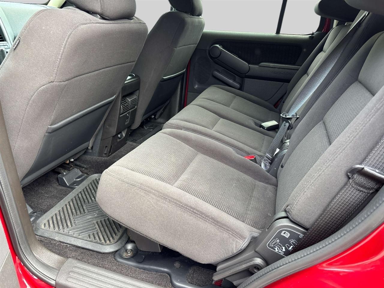 Ford Explorer 4WD 4dr XLT 2010