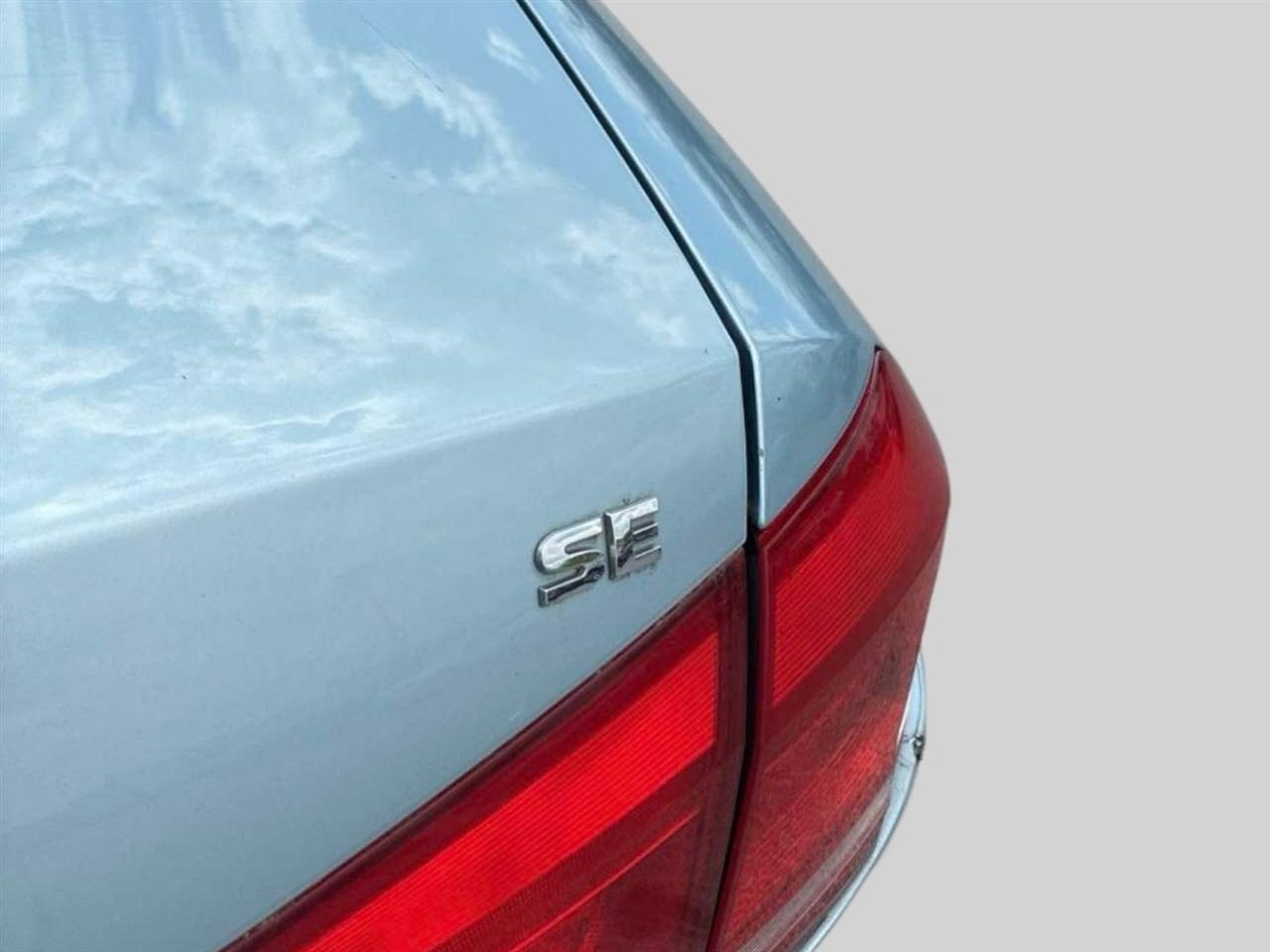 Volkswagen Passat 4dr Sdn 2.5L Auto SE PZEV 2012