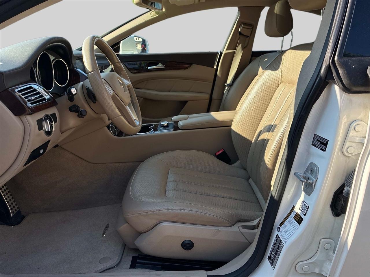 Mercedes-Benz CLS-Class 4dr Sdn CLS 550 4MATIC 2014