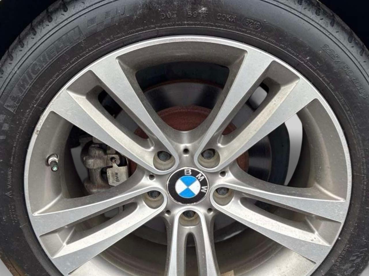 BMW 3 Series Gran Turismo 5dr 328i xDrive Gran Turismo AWD SULEV 2016