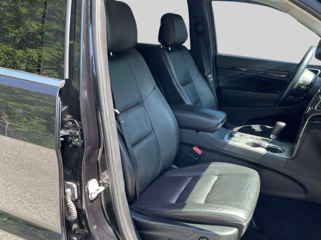 Jeep Grand Cherokee 4WD 4dr Laredo Altitude *Ltd Avail* 2013