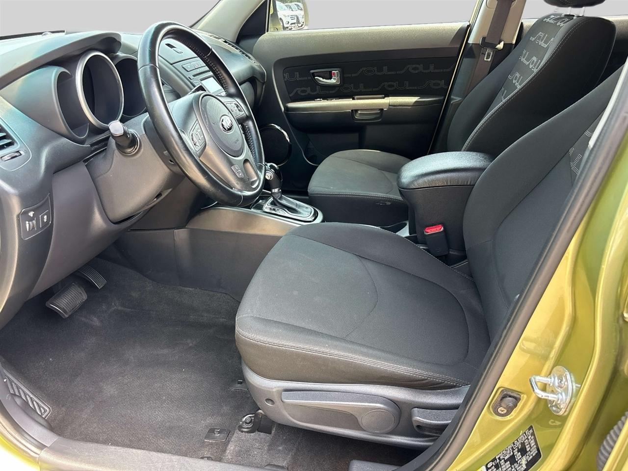 Kia Soul 5dr Wgn Auto + 2013
