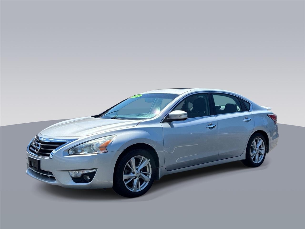 Nissan Altima 4dr Sdn I4 2.5 SV 2014