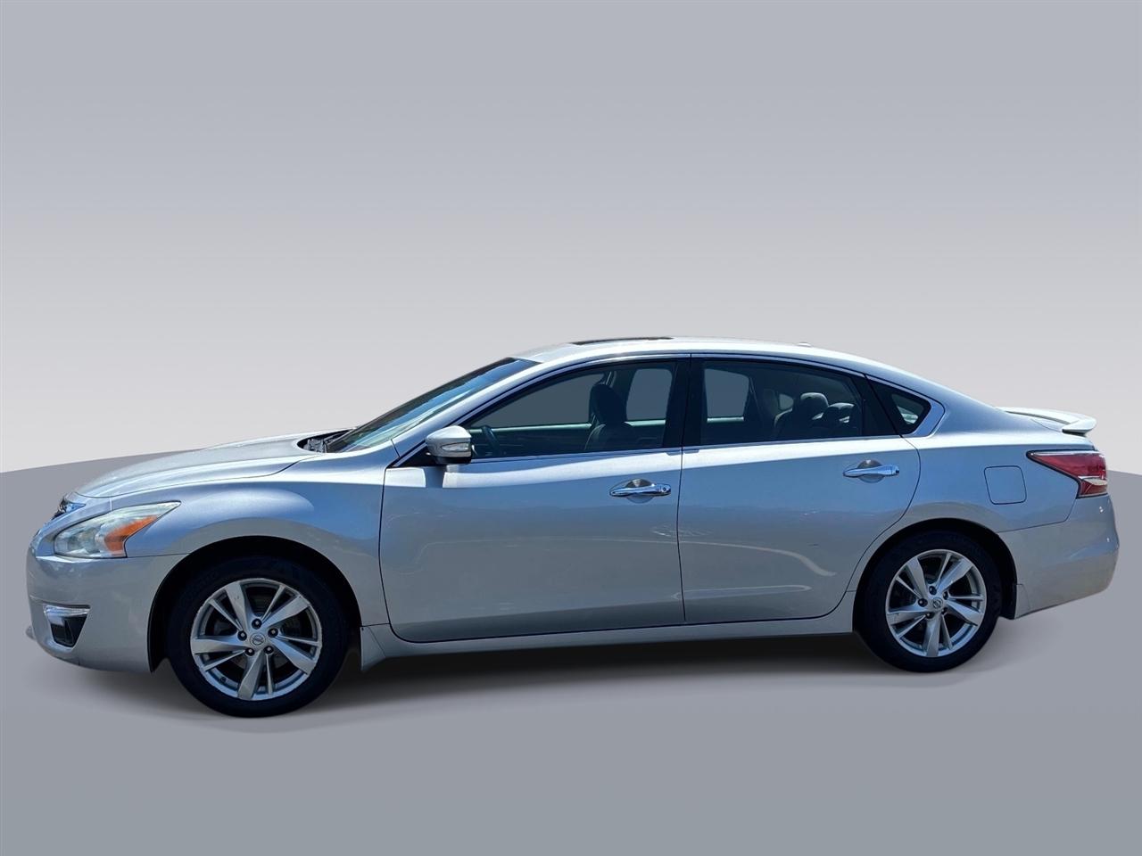 Nissan Altima 4dr Sdn I4 2.5 SV 2014