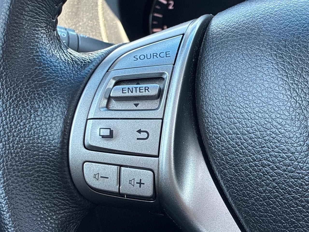 Nissan Altima 4dr Sdn I4 2.5 SV 2014