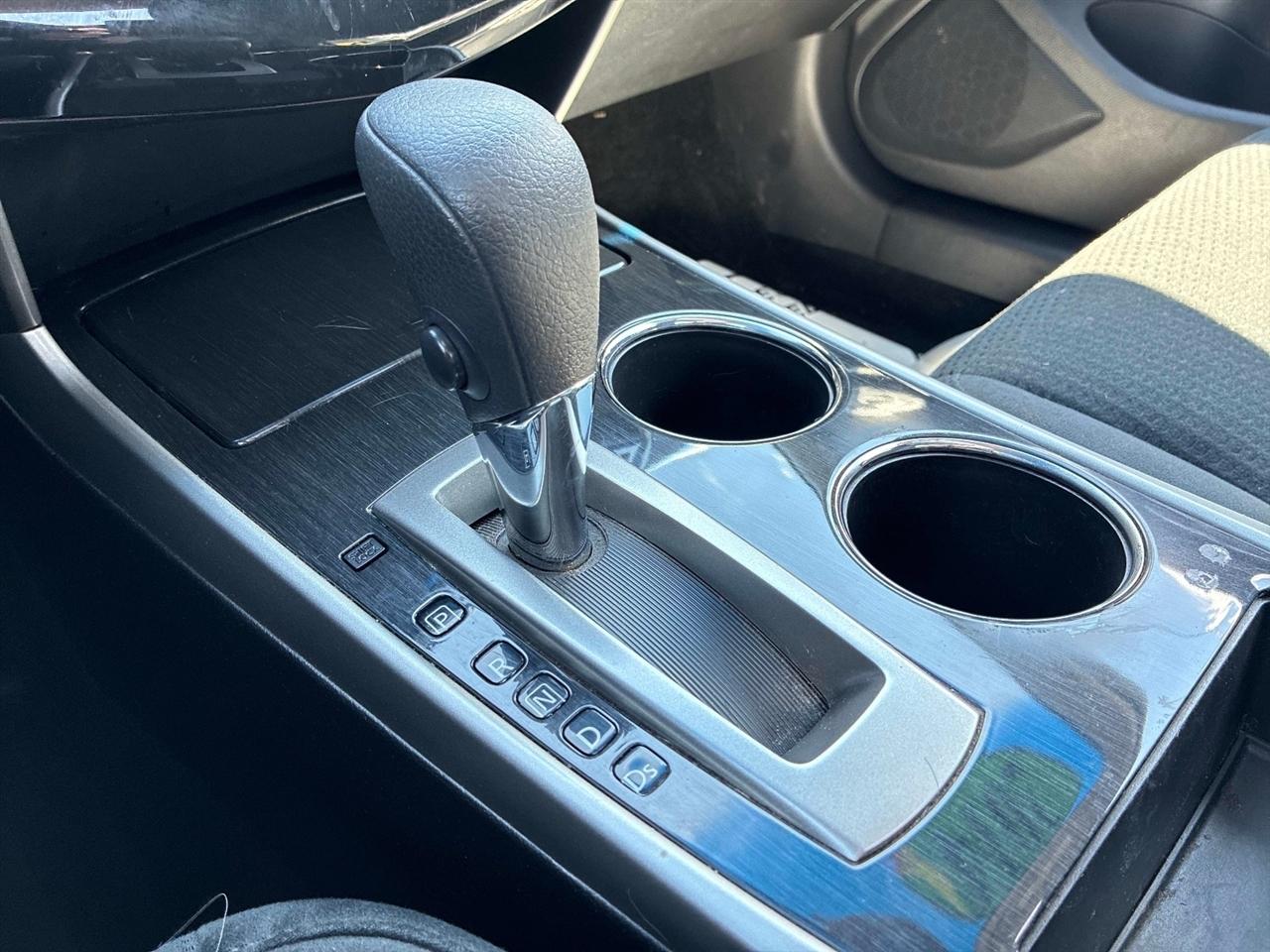 Nissan Altima 4dr Sdn I4 2.5 SV 2014