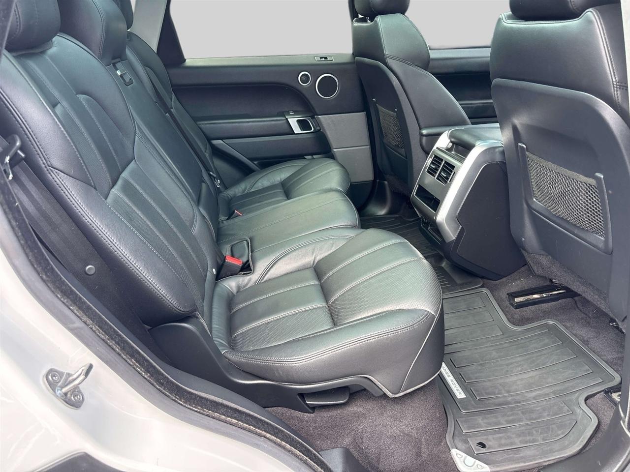 Land Rover Range Rover Sport V6 Supercharged SE 2017