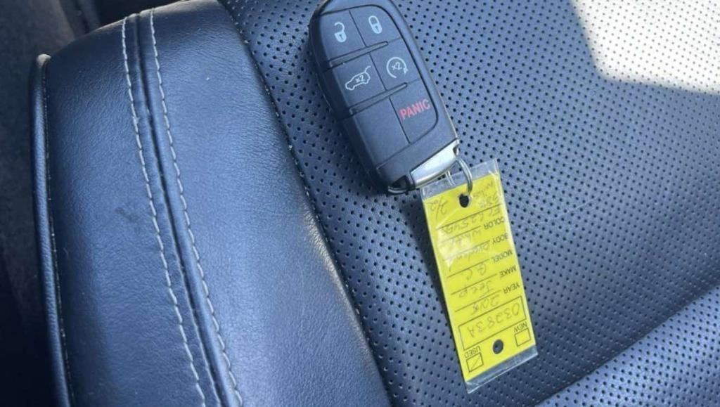 Jeep Grand Cherokee 4WD 4dr Overland 2015