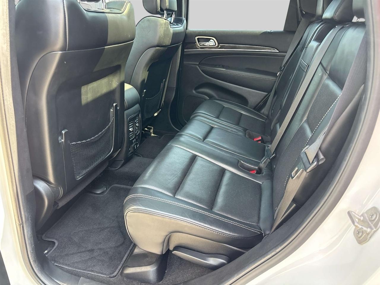 Jeep Grand Cherokee 4WD 4dr Overland 2015