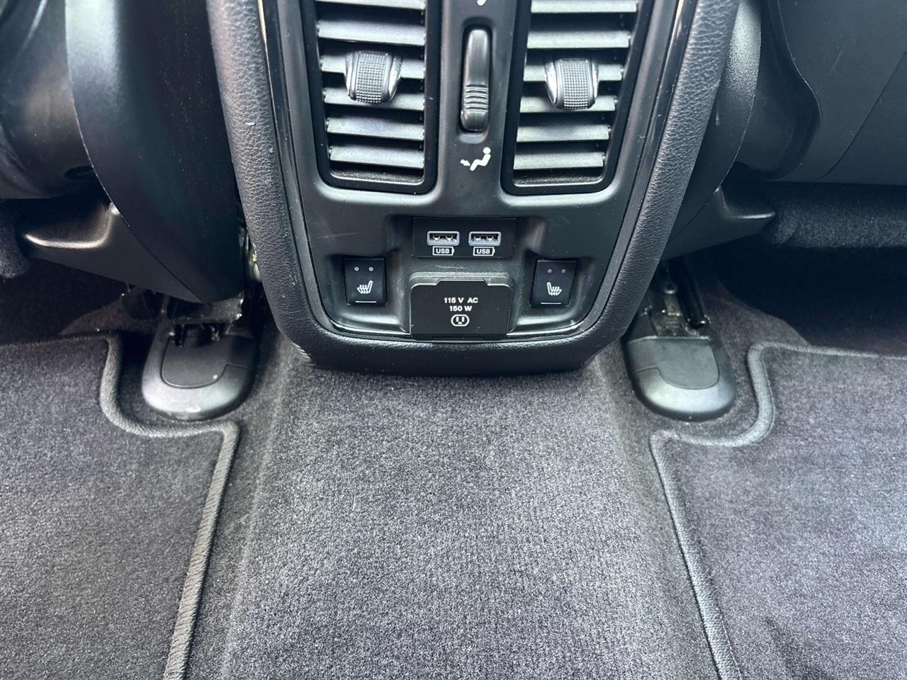 Jeep Grand Cherokee 4WD 4dr Overland 2015