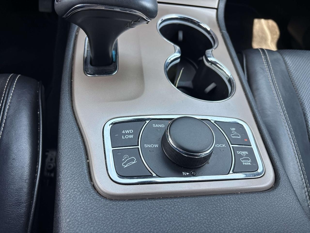 Jeep Grand Cherokee 4WD 4dr Overland 2015