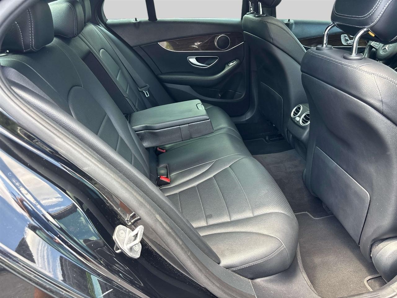 Mercedes-Benz C-Class C 300 4MATIC Sedan 2018