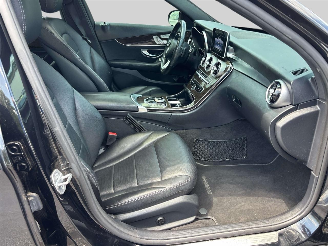 Mercedes-Benz C-Class C 300 4MATIC Sedan 2018