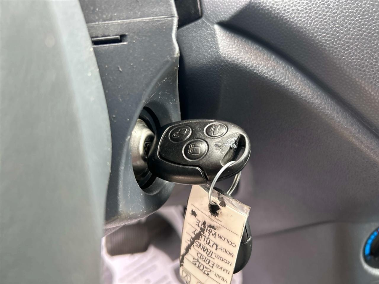 Ford Transit Connect 114.6" XLT w/side & rear door privacy glass 2012