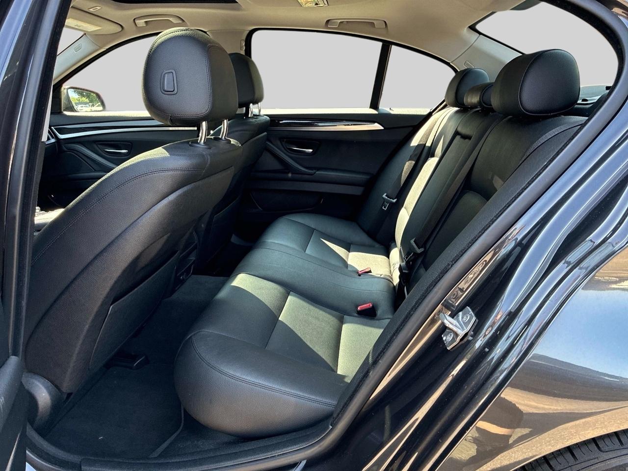 BMW 5 Series 4dr Sdn 528i xDrive AWD 2015