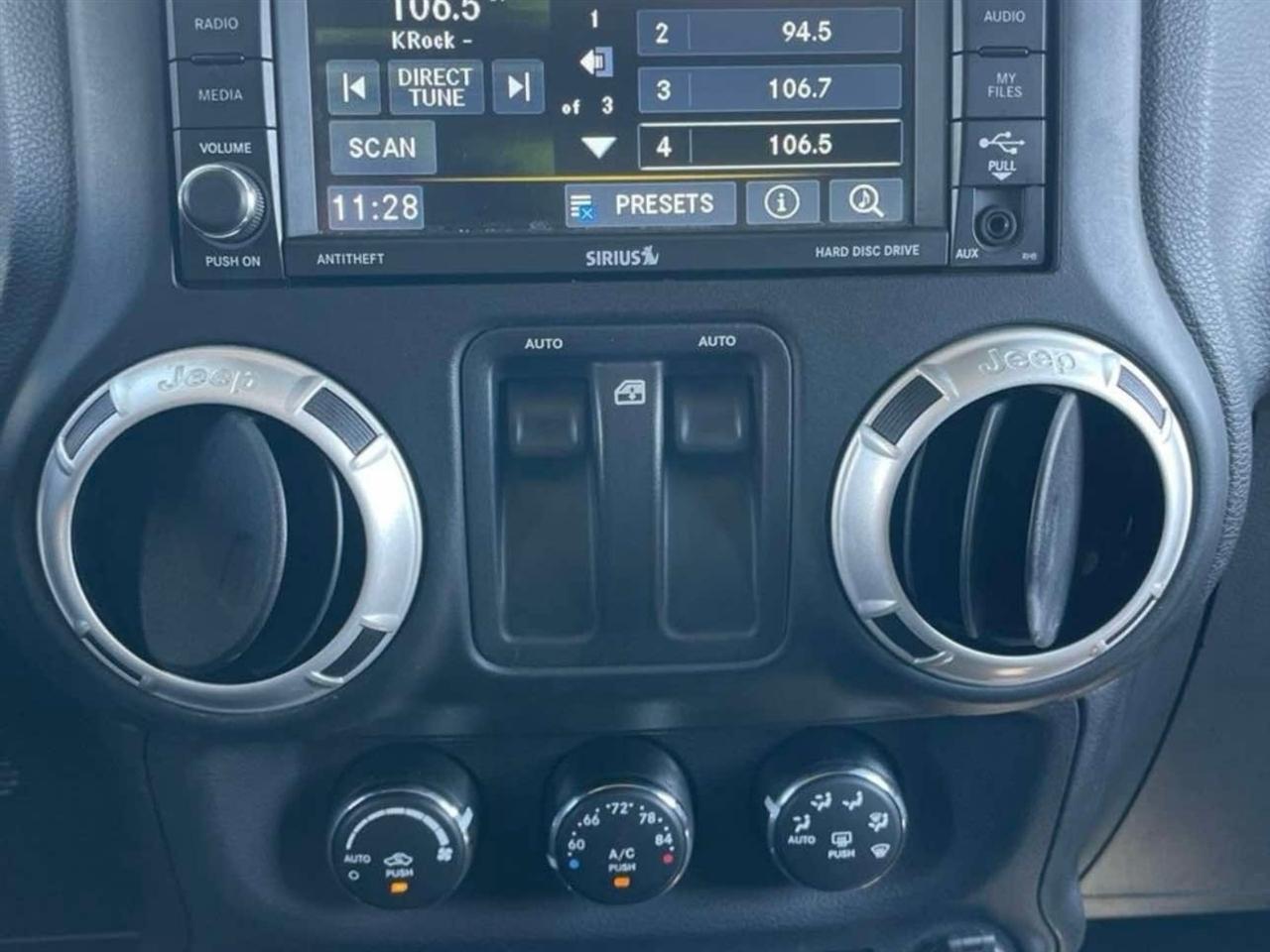 Jeep Wrangler 4WD 2dr Sahara 2016