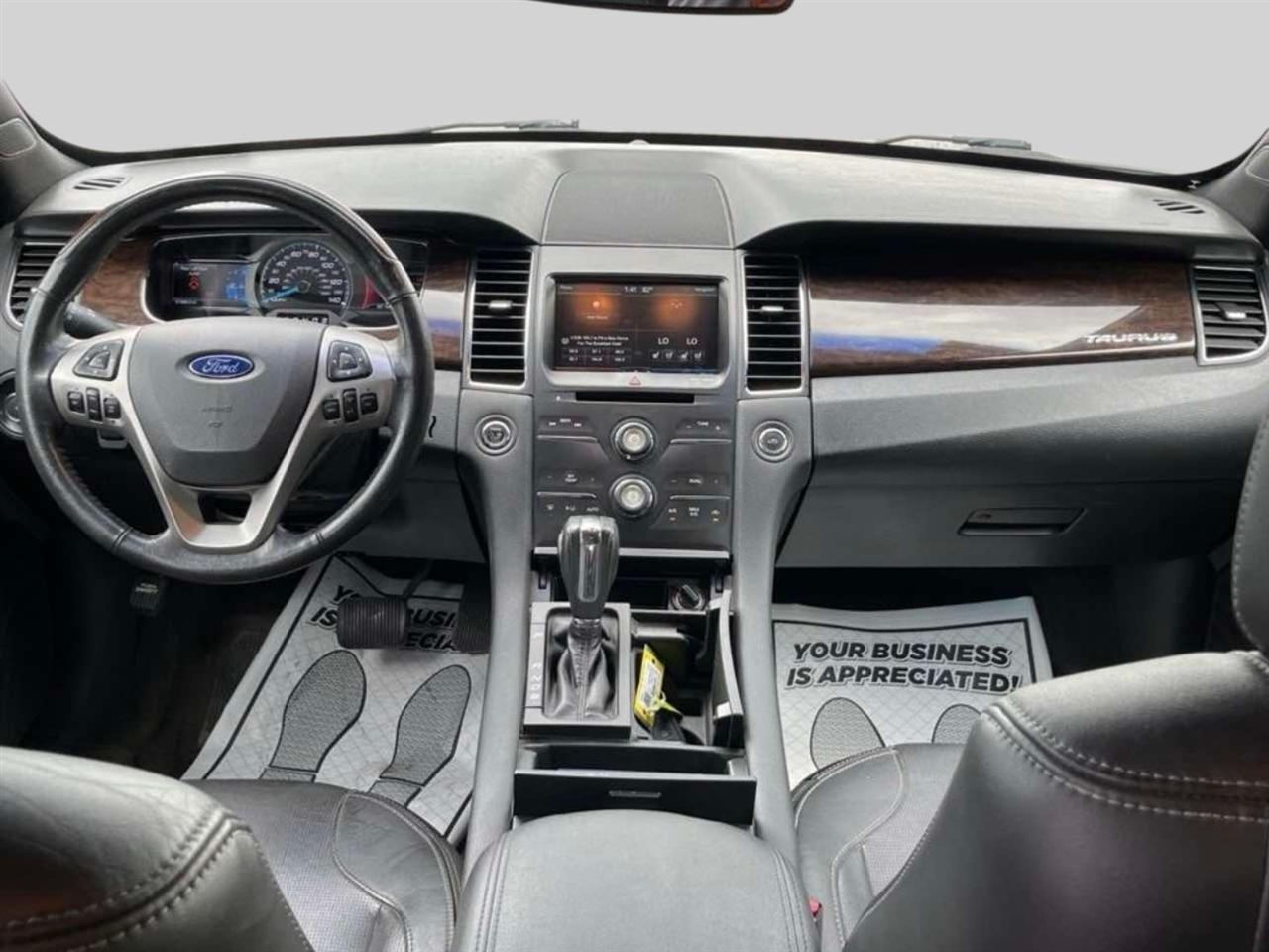 Ford Taurus 4dr Sdn Limited FWD 2014