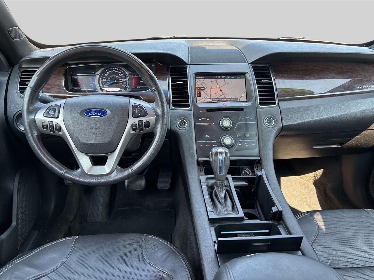 Ford Taurus 4dr Sdn Limited FWD 2014