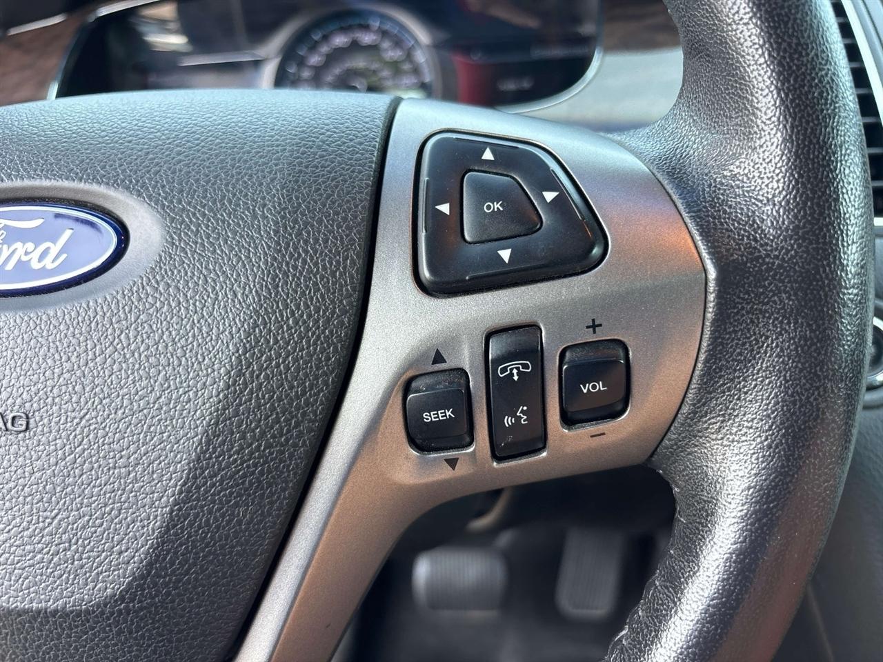 Ford Taurus 4dr Sdn Limited FWD 2014