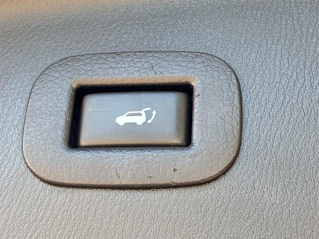Infiniti QX80 4WD 4dr 2014