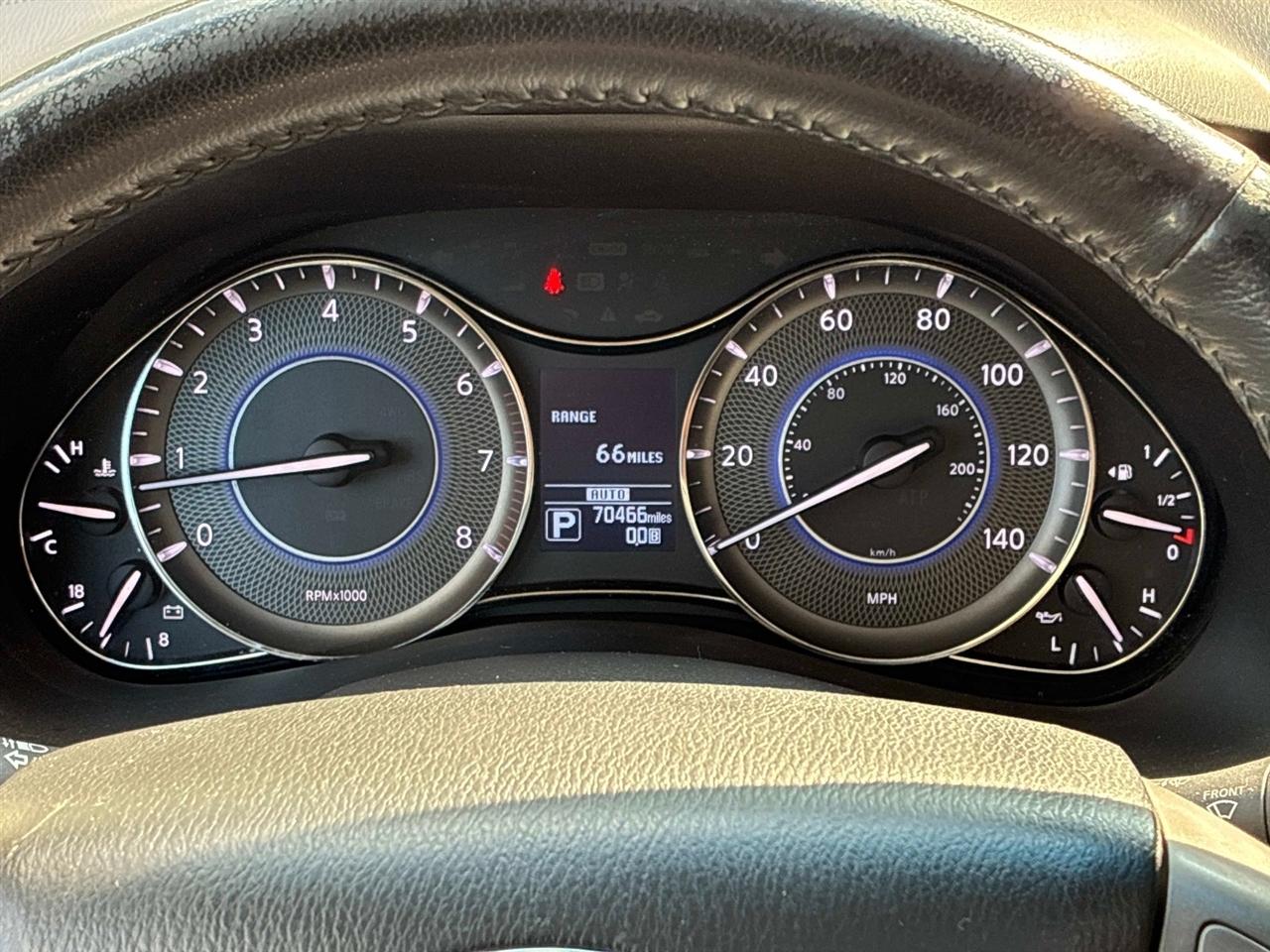 Infiniti QX80 4WD 4dr 2014
