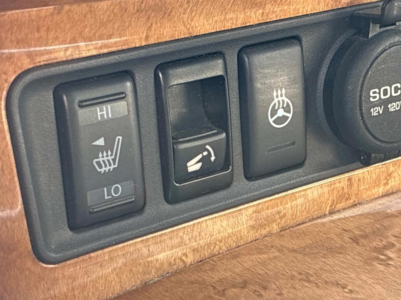 Infiniti QX80 4WD 4dr 2014