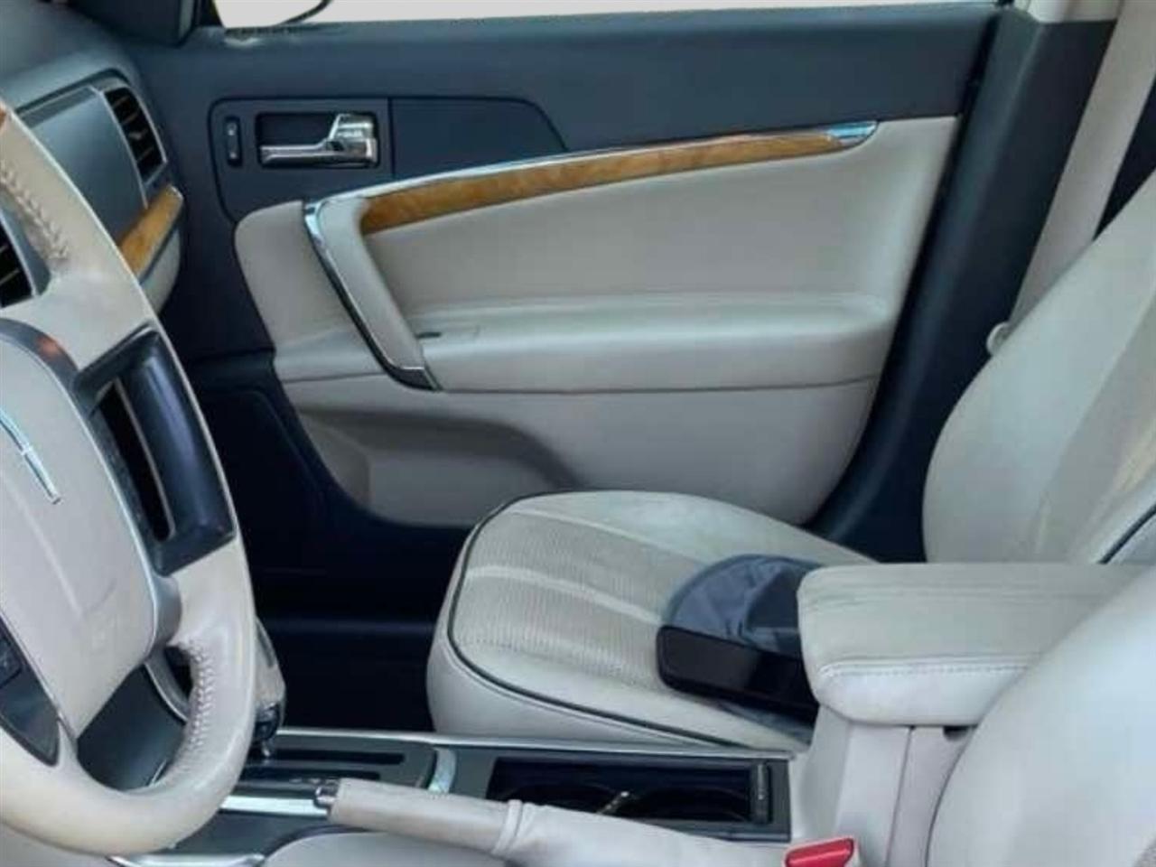 Lincoln MKZ 4dr Sdn Hybrid FWD 2012