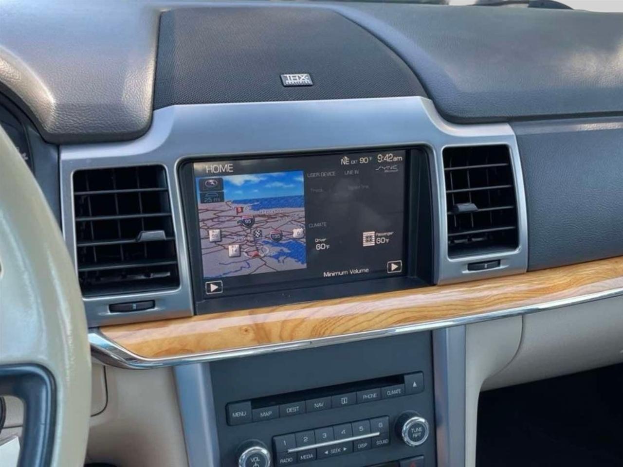 Lincoln MKZ 4dr Sdn Hybrid FWD 2012