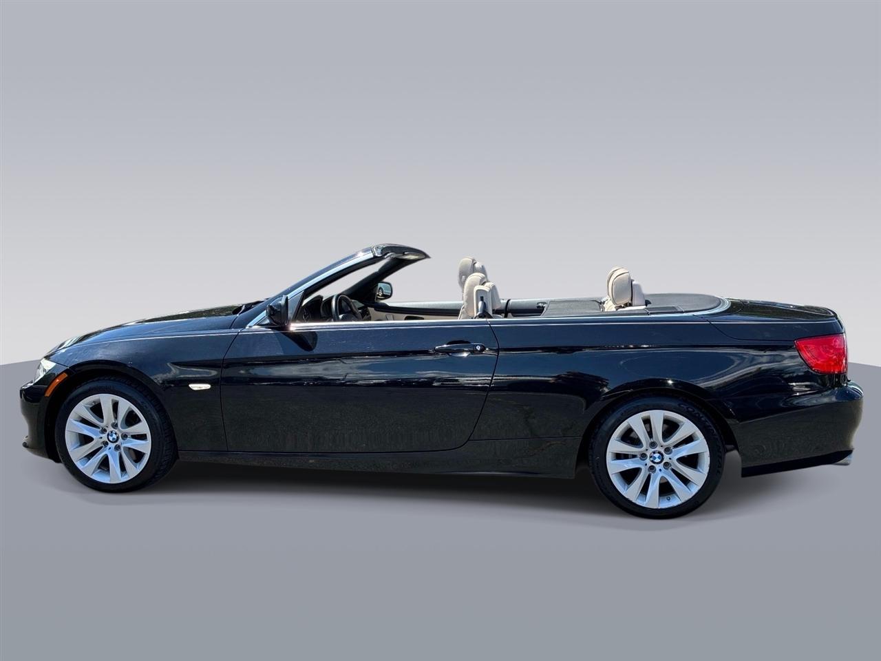 BMW 3 Series 2dr Conv 328i SULEV 2011