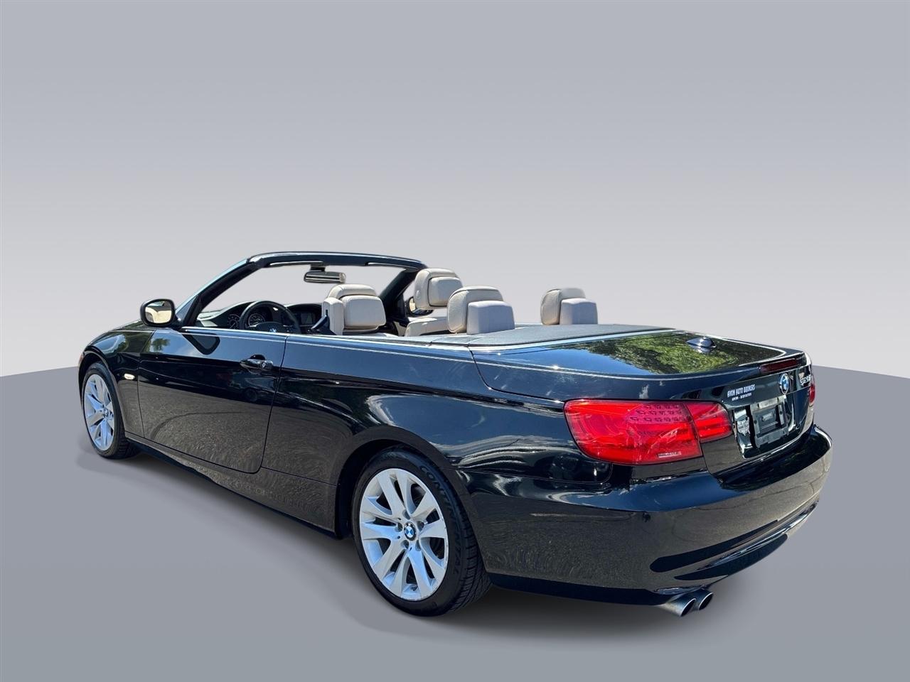 BMW 3 Series 2dr Conv 328i SULEV 2011