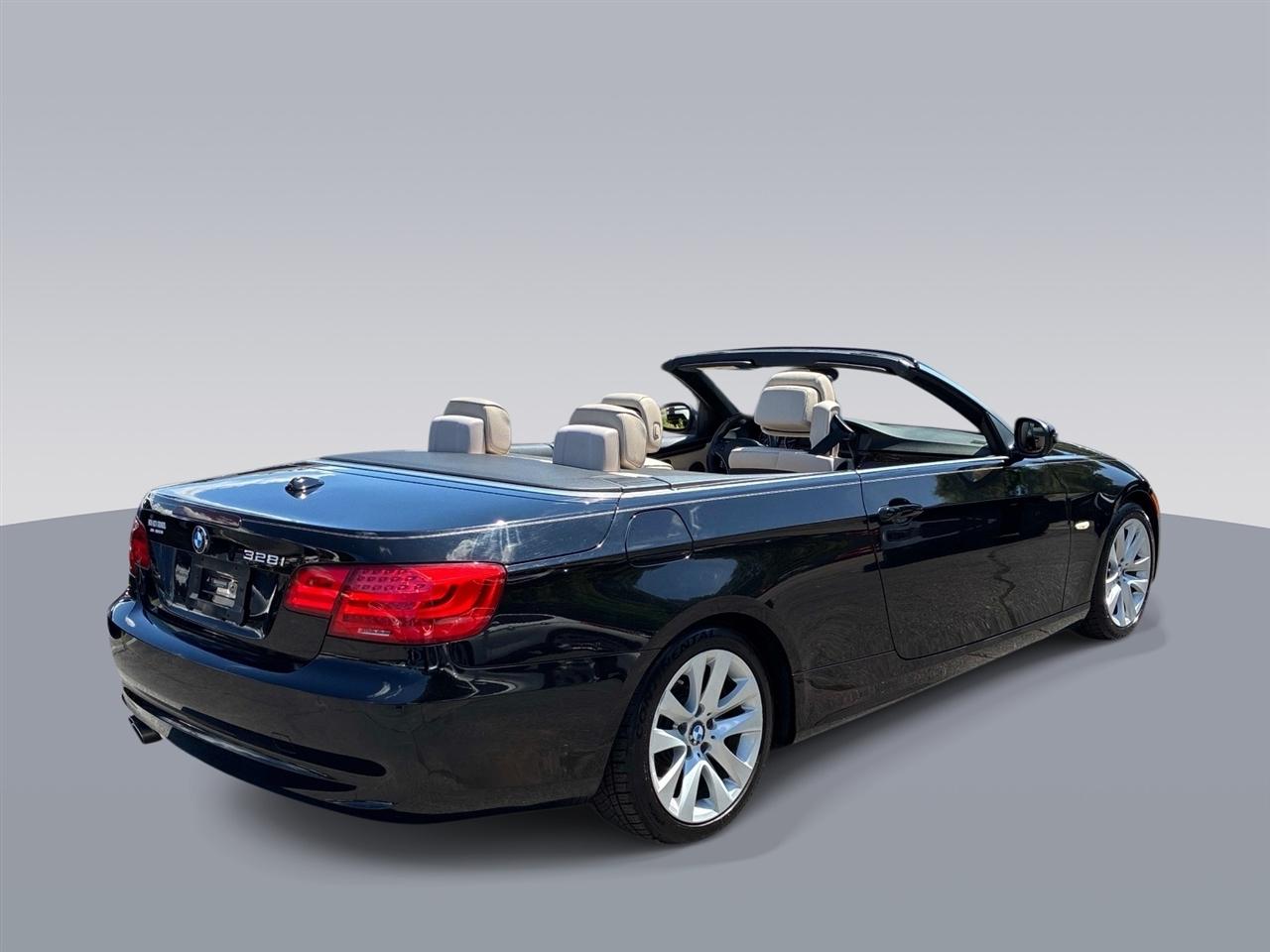BMW 3 Series 2dr Conv 328i SULEV 2011