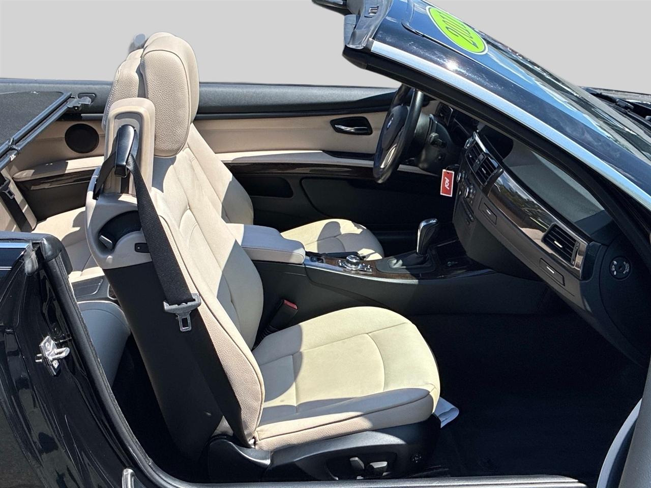 BMW 3 Series 2dr Conv 328i SULEV 2011