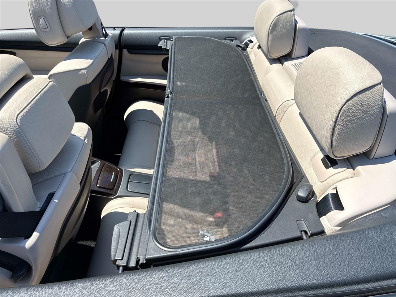 BMW 3 Series 2dr Conv 328i SULEV 2011