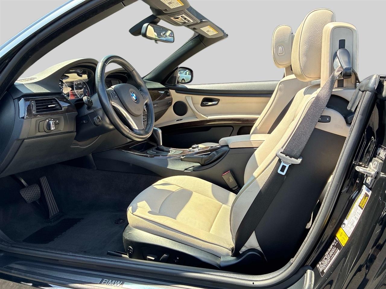 BMW 3 Series 2dr Conv 328i SULEV 2011
