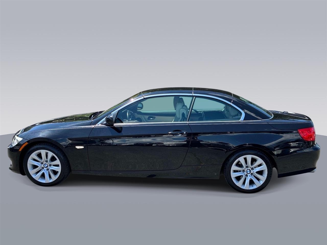 BMW 3 Series 2dr Conv 328i SULEV 2011