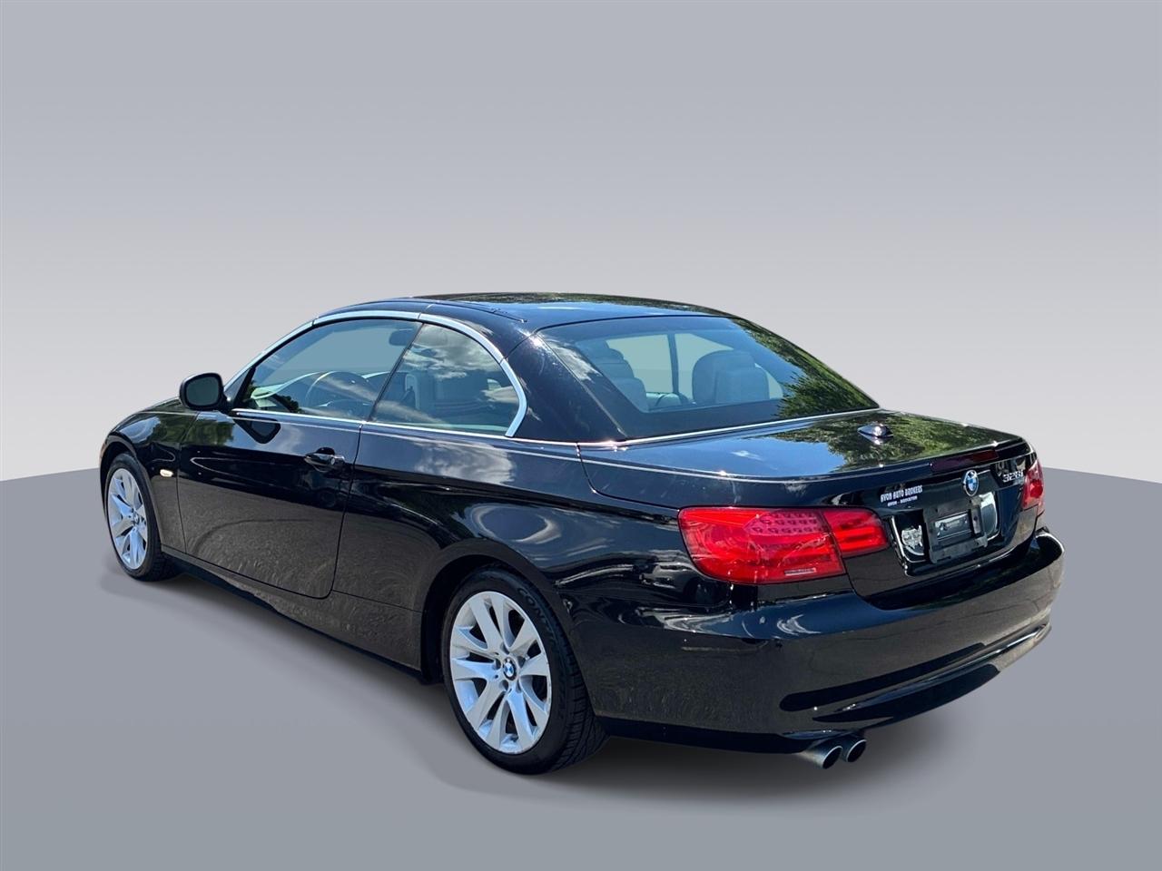 BMW 3 Series 2dr Conv 328i SULEV 2011